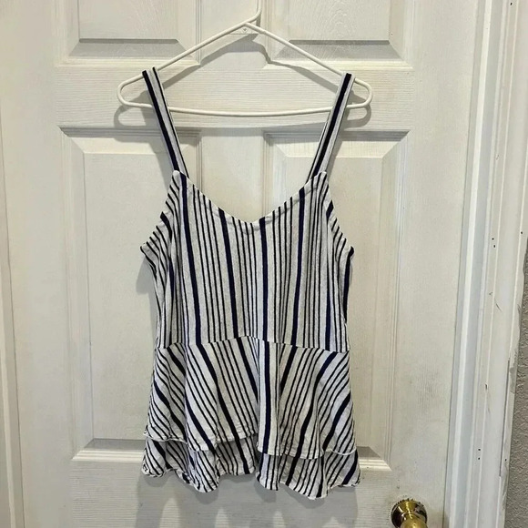 Chaser‎ XL Blue Striped Linen Peplum V-Neck Tank Top Blouse Spaghetti Strap - Picture 1 of 8